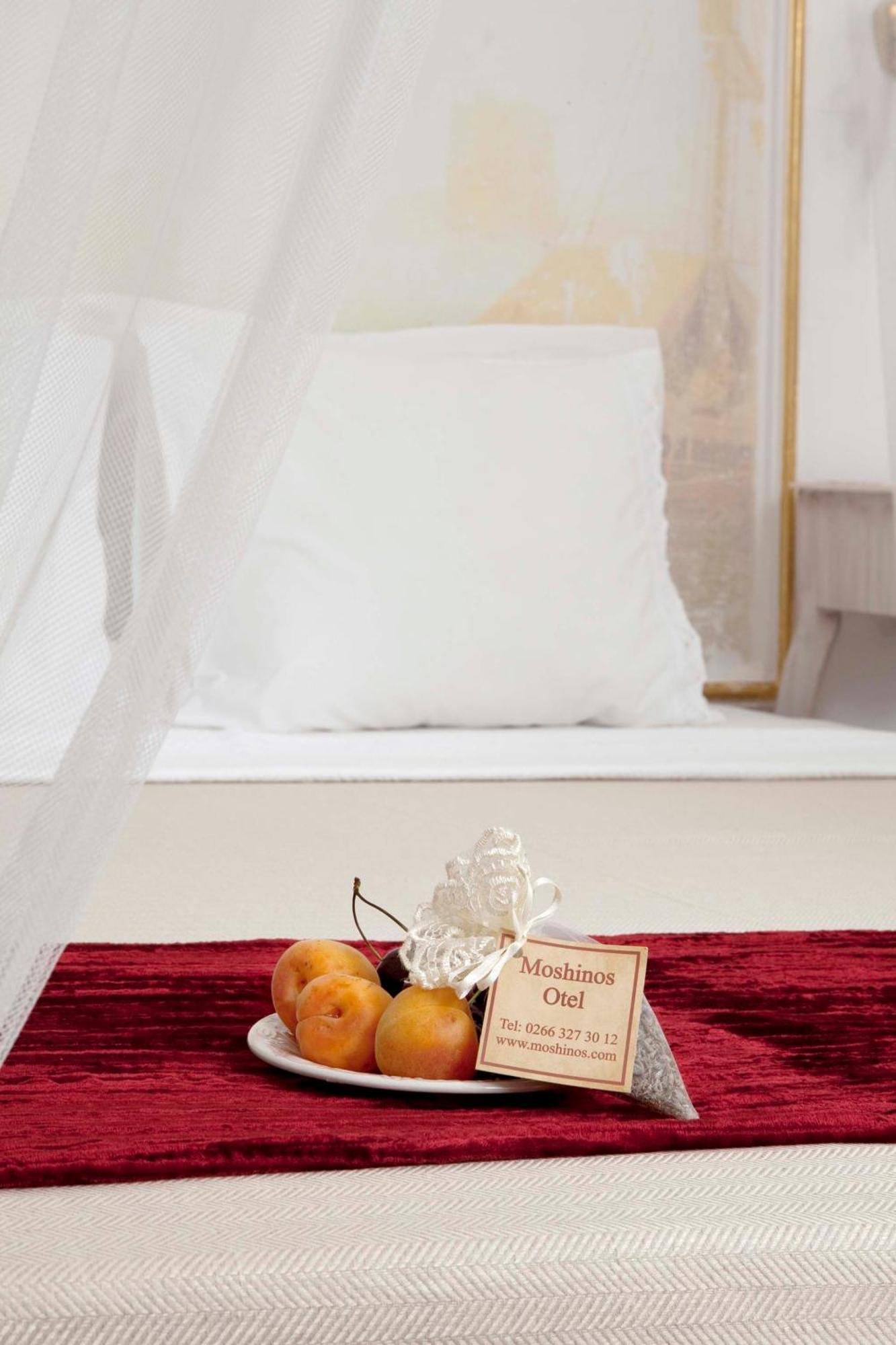 Moshinos Hotel Ayvalı Rum bild